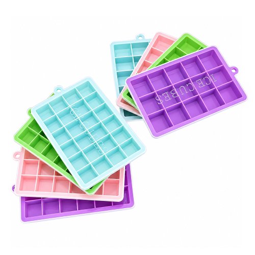 Cubetera de silicona 15 divisiones con tapa col surtidos 19,5x12,5x2,5cm
